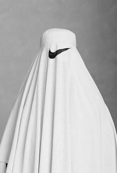 woman #woman #burka #nike #photography #fashion