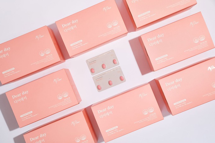 Mydear Branding Packaging - Mindsparkle Mag AURG Studio developed this beautiful branding and packaging project for Mydear. For the project, they used a pastel palette and fresh colors as well as modern yet clear typography to achieve a clean, simple but still elegant approach for the brand. #logo #packaging #identity #branding #design #color #photography #graphic #design #gallery #blog #project #mindsparkle #mag #beautiful #portfolio #designer