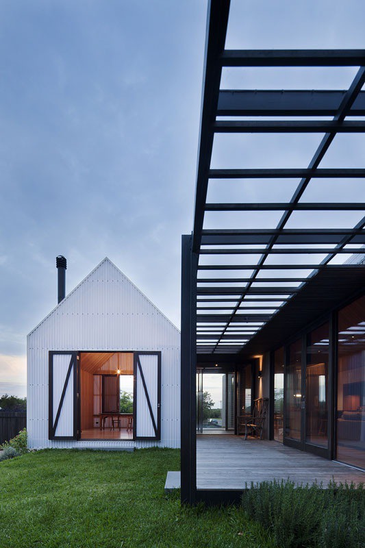 Seaview House / Jackson Clements Burrows Architects