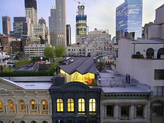 Obsidian House in the Heart of TriBeCa / WORKac