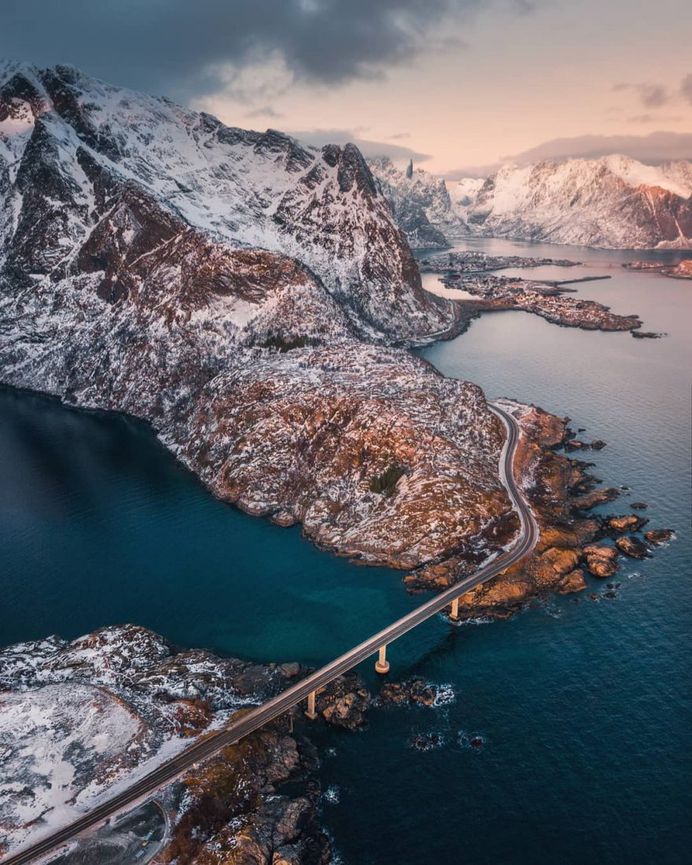Stian Klo Captures The Most Beautiful Places in Lofoten Islands