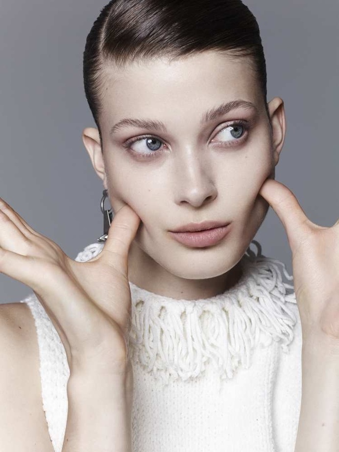Dark blonde model Larissa Hofmann