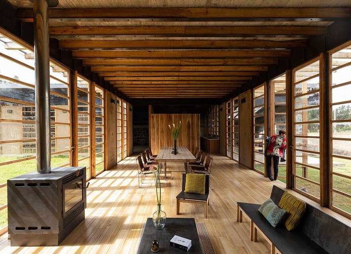 living space, Ecuador / Rama Estudio