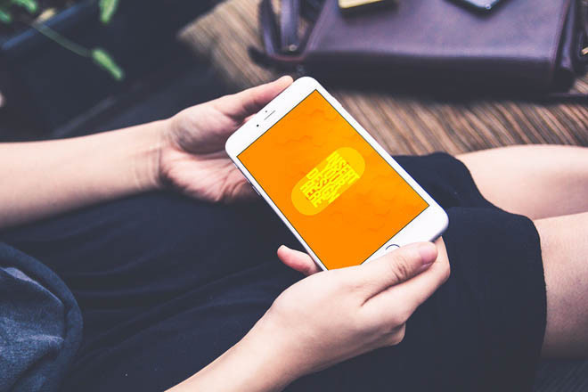 Zero : Free iPhone 6 Mockup PSD
