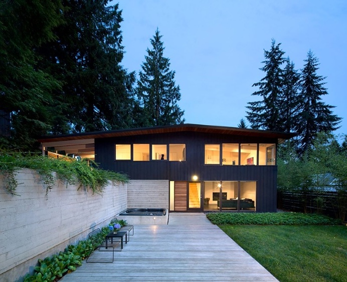 Canyon House - 1950's building transformed into a modern family home (1)