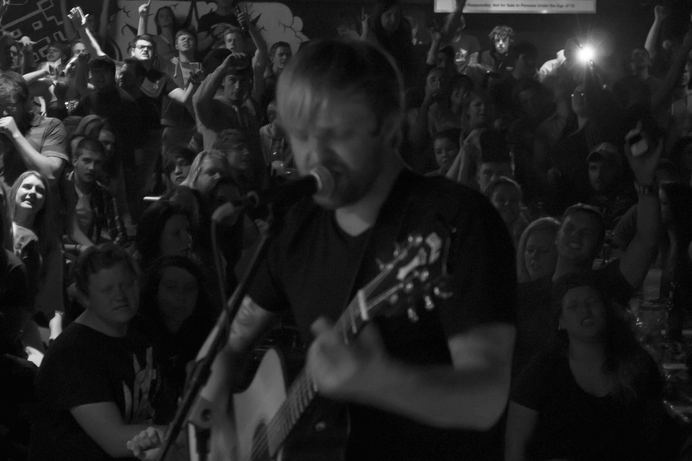A loving crowd. #live #crowd #photography #music #band