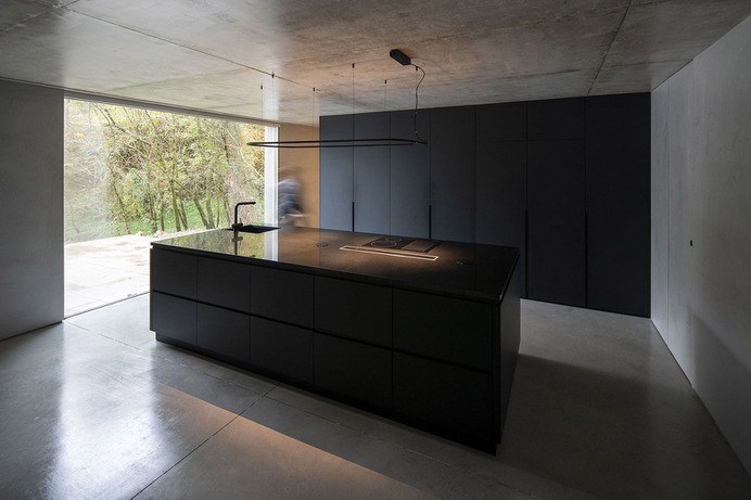 Casa na Caniçada by Carvalho Araújo
