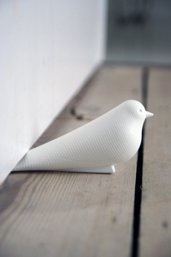 white-bird-door-stop-5804-p.jpg 400×600 pixels #minimalism