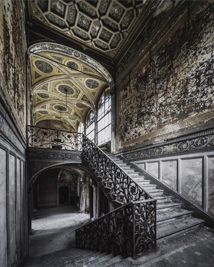 #Abandoned World: Incredible Urbex Photography by Simon Yeung