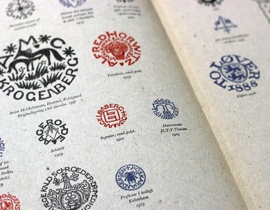 Icon | typetoken® #v #design #engelhardt #danish #symbols #knud