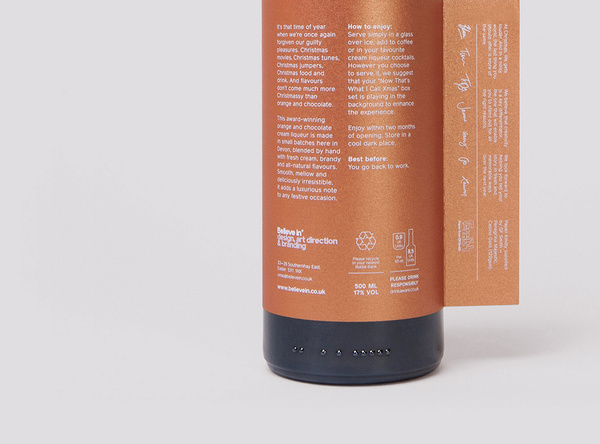 Packaging with metallic copper paper and white ink detail for Christmas gift OAC Only At Christmas designed by Believe In #packaging #wine