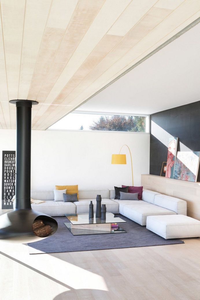 Cozy Vancouver Beach House Inspiring Relaxation and a Warm-Weather Lifestyle 7