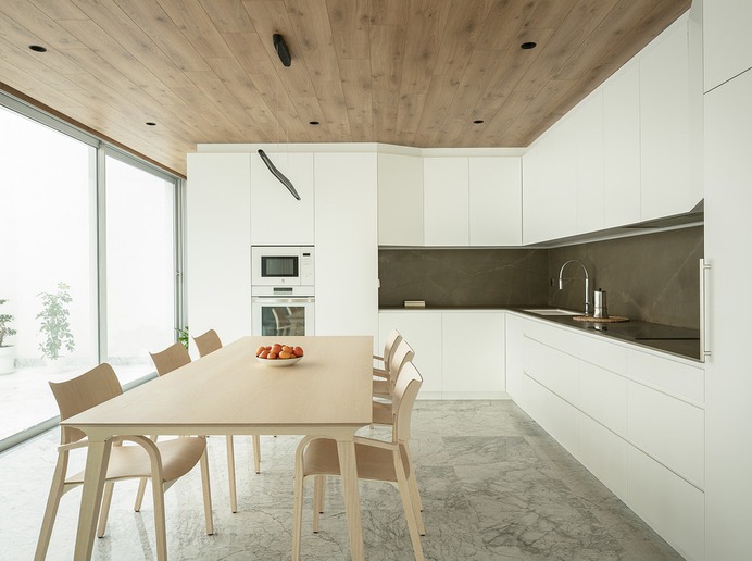 kitchen / Pablo Muñoz Payá Arquitectos