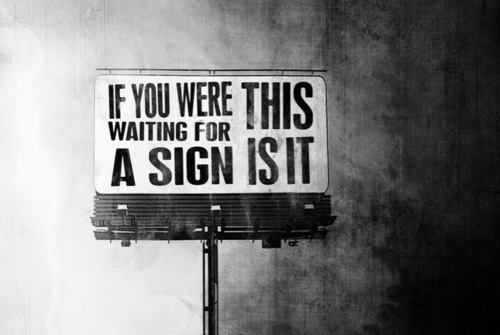C'EST BON #white #billboard #black #copy #and #signage