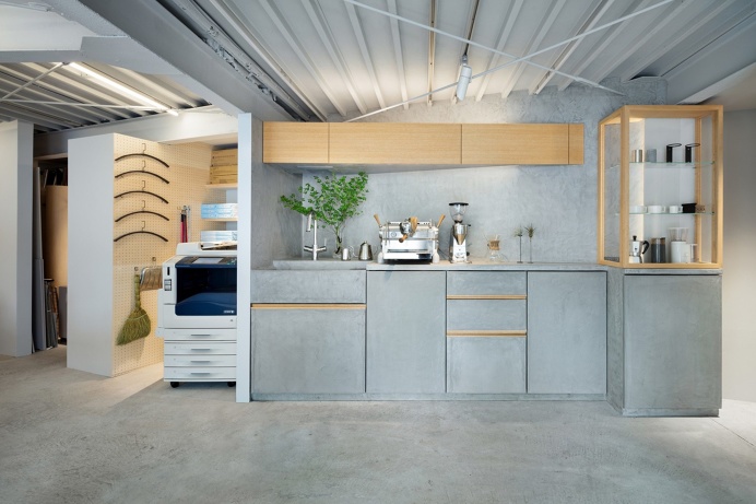 Kamiyami Residence by PUDDLE