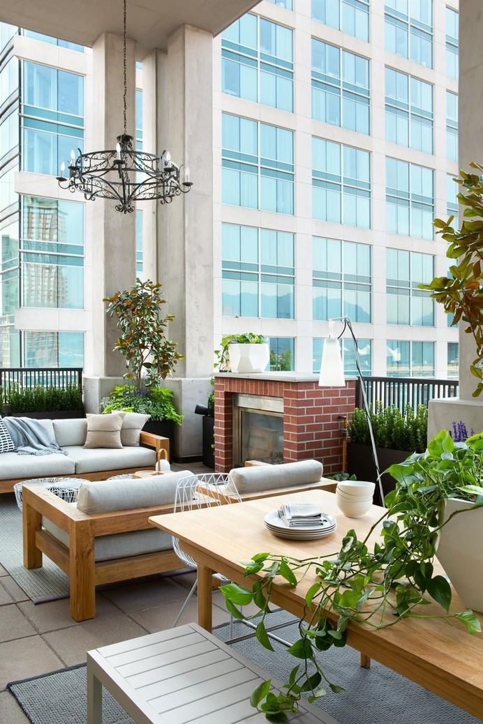 Vancouver Loft Apartment, Falken Reynolds Interiors 14