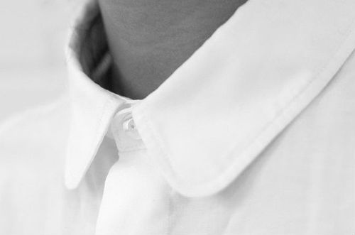 apostrophe...9 #white #clothes #black #shirt #photography #and #fashion