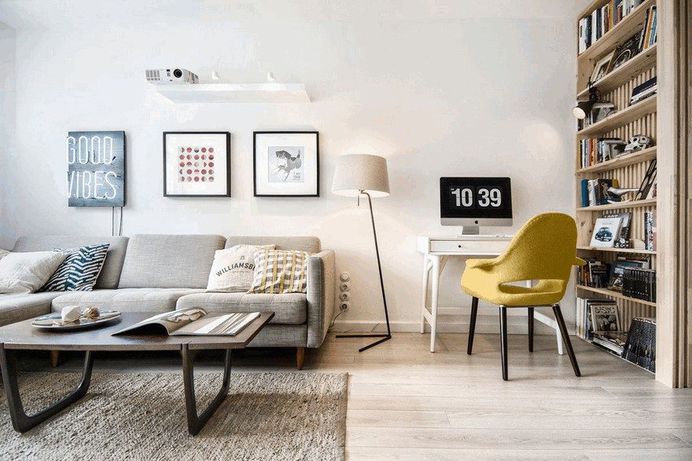 Bright and Cozy Apartment for a Young Couple in Saint Petersburg 1