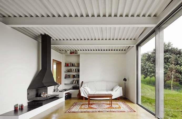 Lara Rios House by Miba Architects #interior #design #architecture