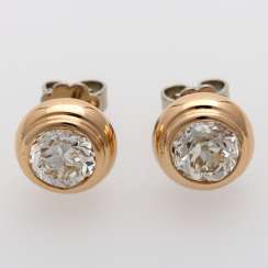 Stud earrings (Pair) with 1 old European cut diamond,