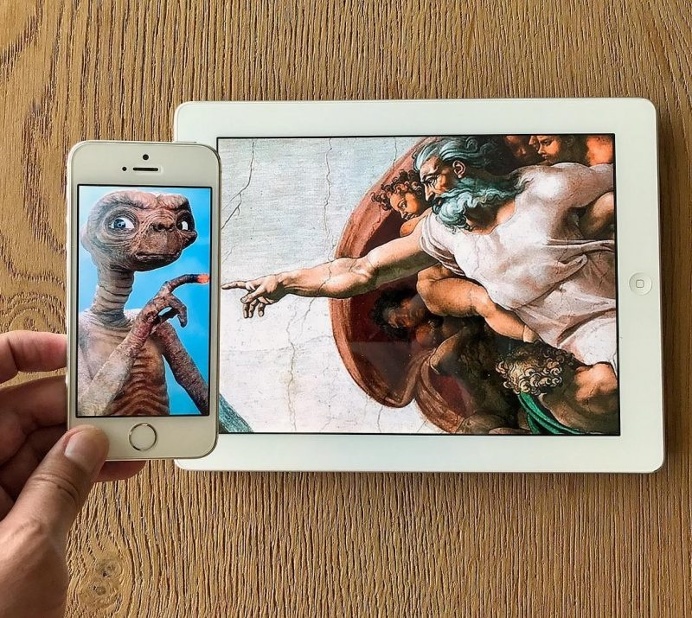 Yahav Draizin Combines Everyday Objects With Images From His iPhone