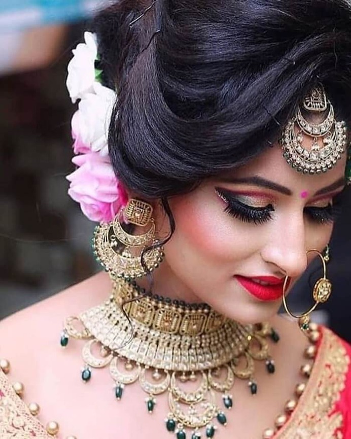 Amoric Pinkish bridal lip makeup