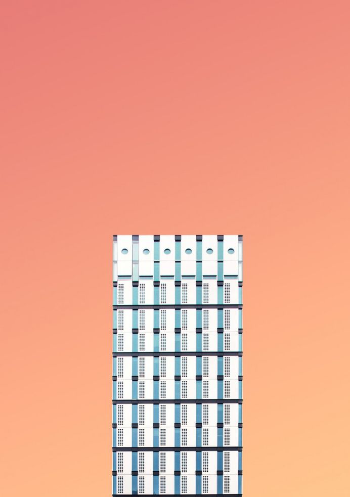 Blue Lines photo by Simone Hutsch (@heysupersimi)