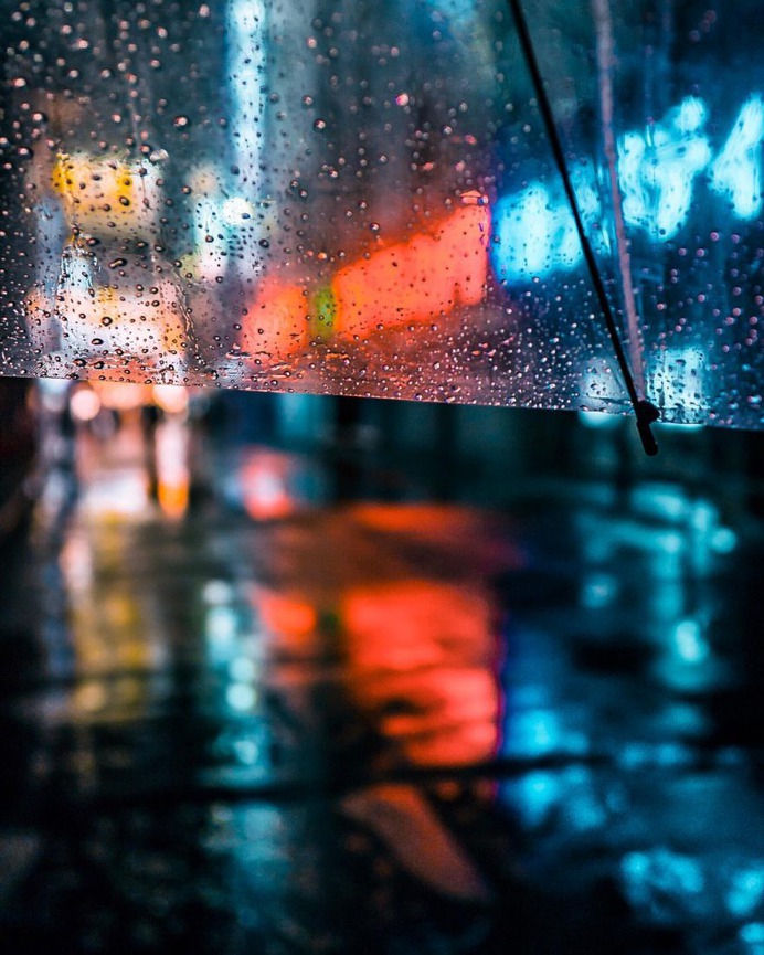 Stunning Night Photos of Tokyo's Streets by Hosokawa Ryohei
