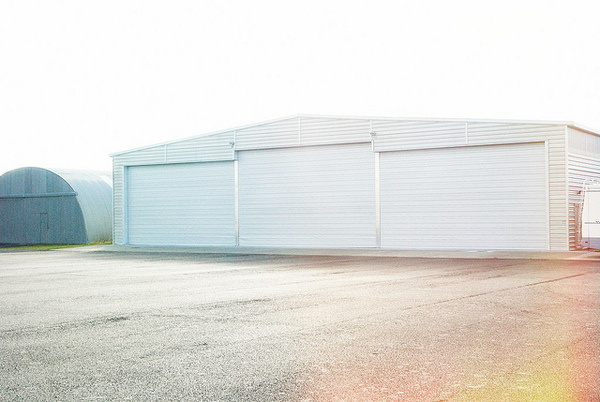 photo #bland #hanger