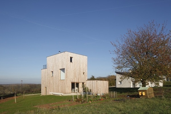 Sampans House | iGNANT.de #wood #architecture #houses #light #facades