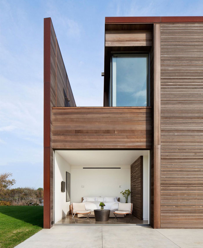 Residence For An Adventurous Couple