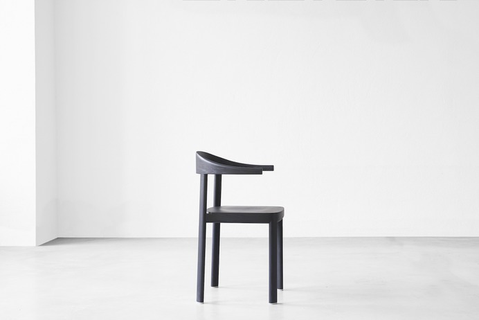 Curv Chair by Jörg Boner