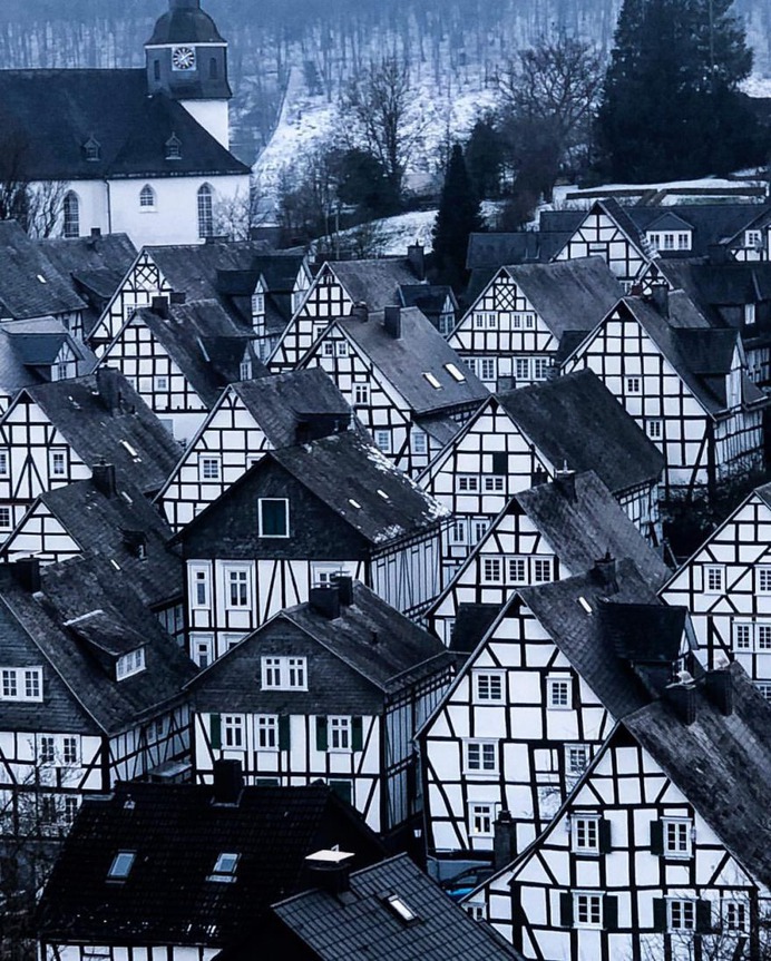 #living_europe: Wonderful Cityscapes by Quan Engine