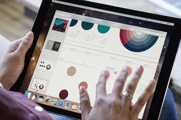 Luna: Turn Any iPad Into A Second Wireless Display - IPPINKA The LUNA display is the seamless and easy integration tool to link your iPad t