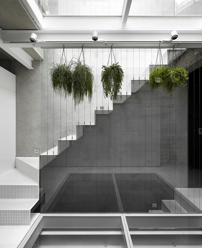 Taipei House Clad in Metal - InteriorZine