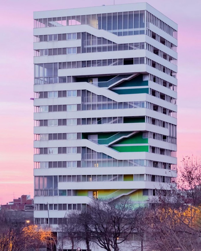 Creative and Abstract Architecture Photography by Roberto Alcaraz