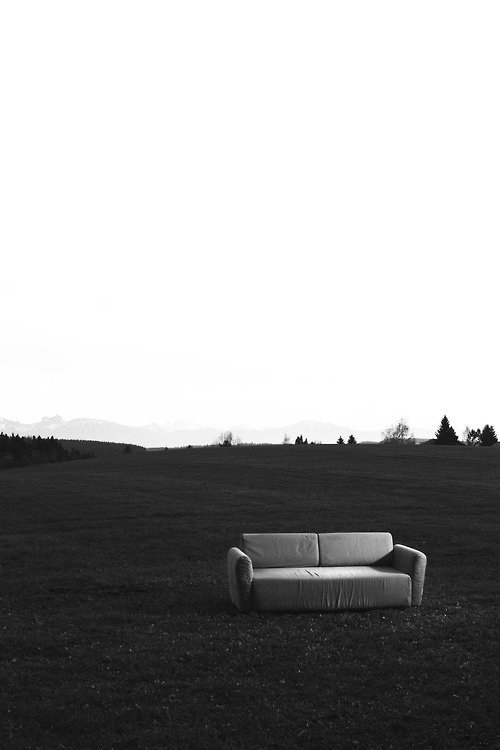 manuelnieberle. #sofa #white #nieberle #manuel #black #photography