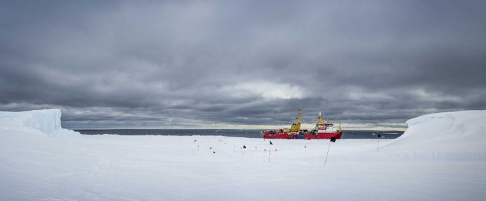 Antarctica 366: Michal Krzysztofowicz Documented His Year in Antarctica