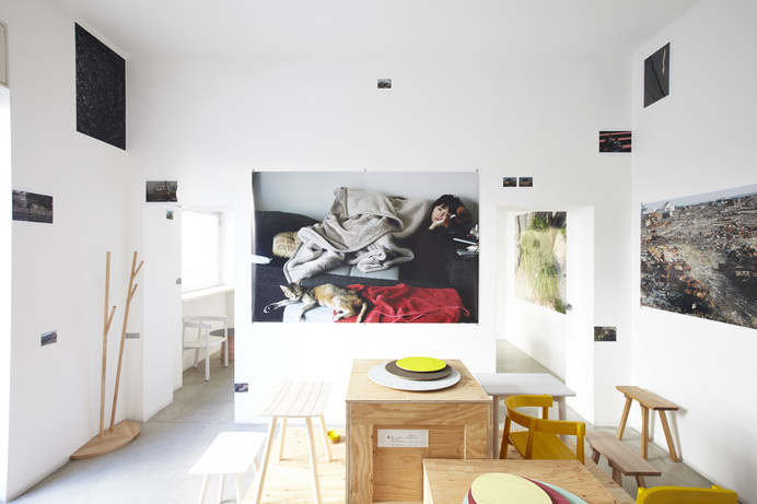 Exhibition of Teruhiro Yanagihara onÂ thisispaper. #interior #kitchen #design