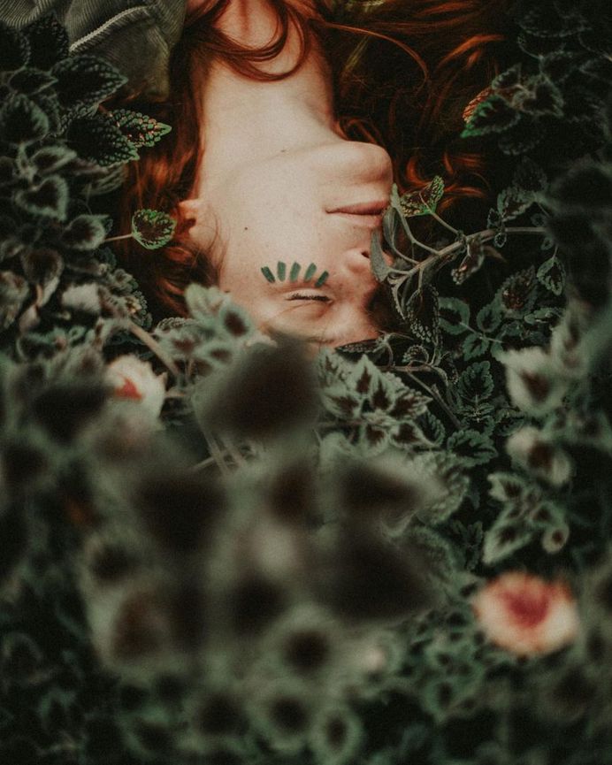 #moodyports: Marvelous Female Portraits by Fernando Chassot