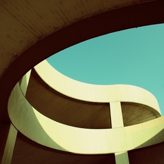 By Heartbeatbox, found on Flickr #photograp #photography #architecture