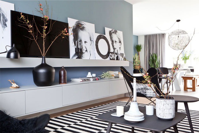 80 Modern TV Wall Decor Ideas - InteriorZine - #tv #wall #livingroom #decor #design #furniture