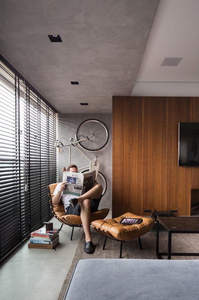 Practical and Elegant Apartment with Multifunctional Living 1