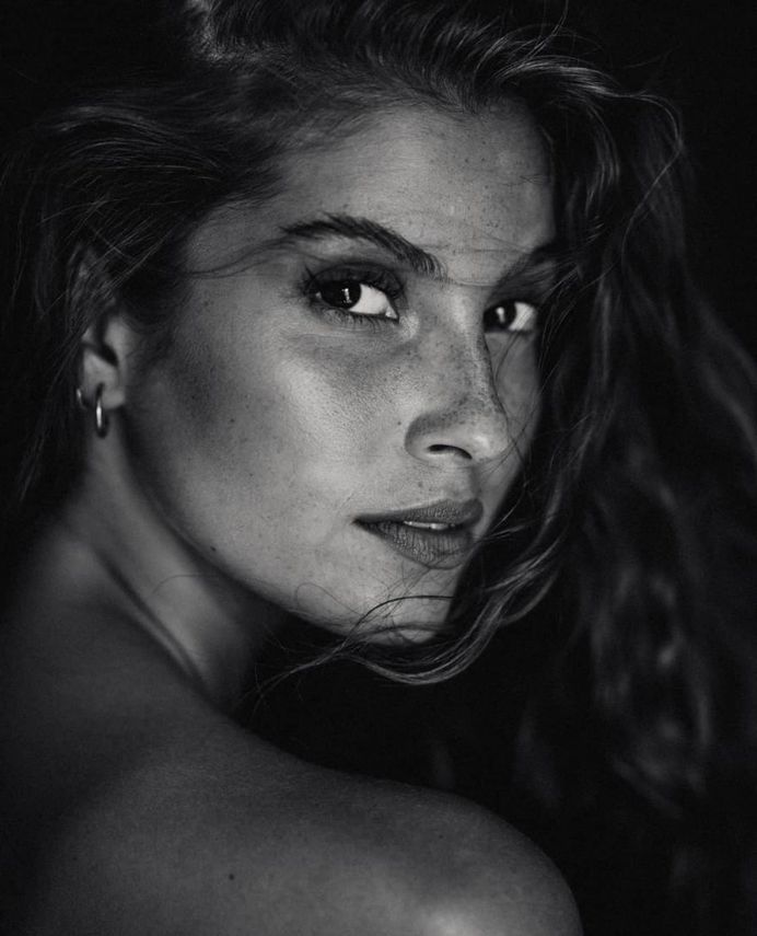 Beautiful Black and White Female Portrait Photography by Constantin Slotty