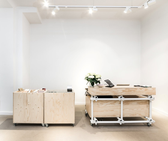 No Wódka Store by Kontent, photo: Zajaczkowski Photography #store