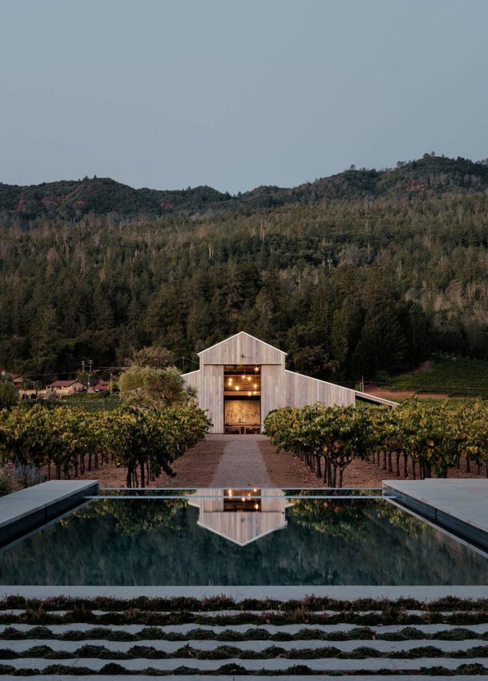 Zinfandel House in California Wine Country / Field Architecture