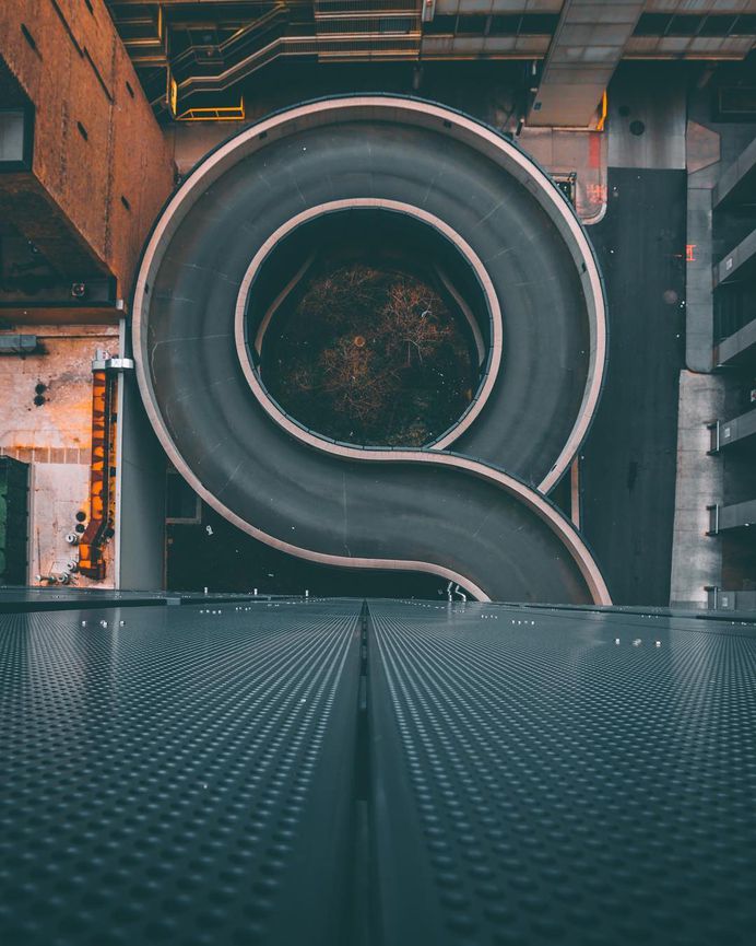 #streets_vision: Vibrant Street and Urban Photography by Jordan Bank