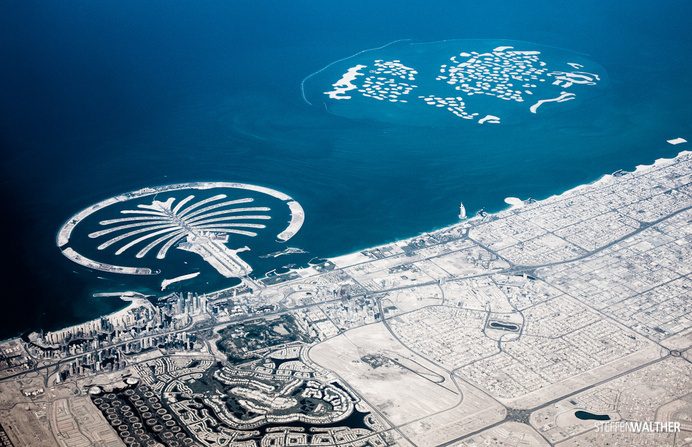 dubai by steffen walther #inspiration #creative #airplane #flying #photography #beautiful