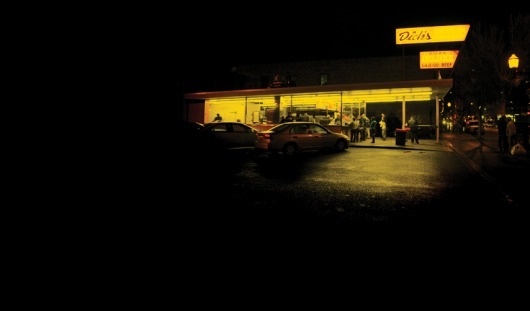 MEW / PHOTOGRAPHY #designerwithacamera #night #photography #hamburgers #dicks