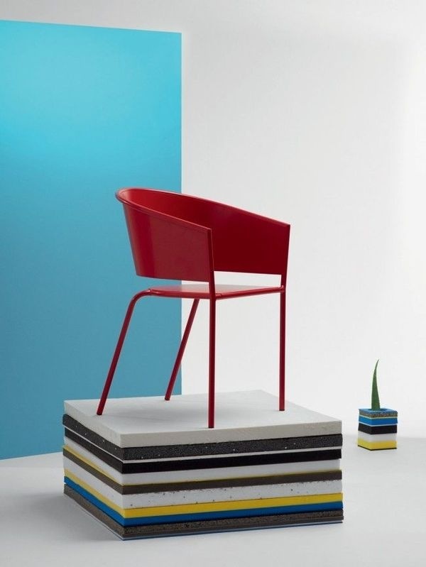 TNP is a minimalist design created by France based designer Christopher Pillet. The design was commissioned for the Villeurbanne Théâtre N #modern #design #minimalism #minimal #leibal #minimalist